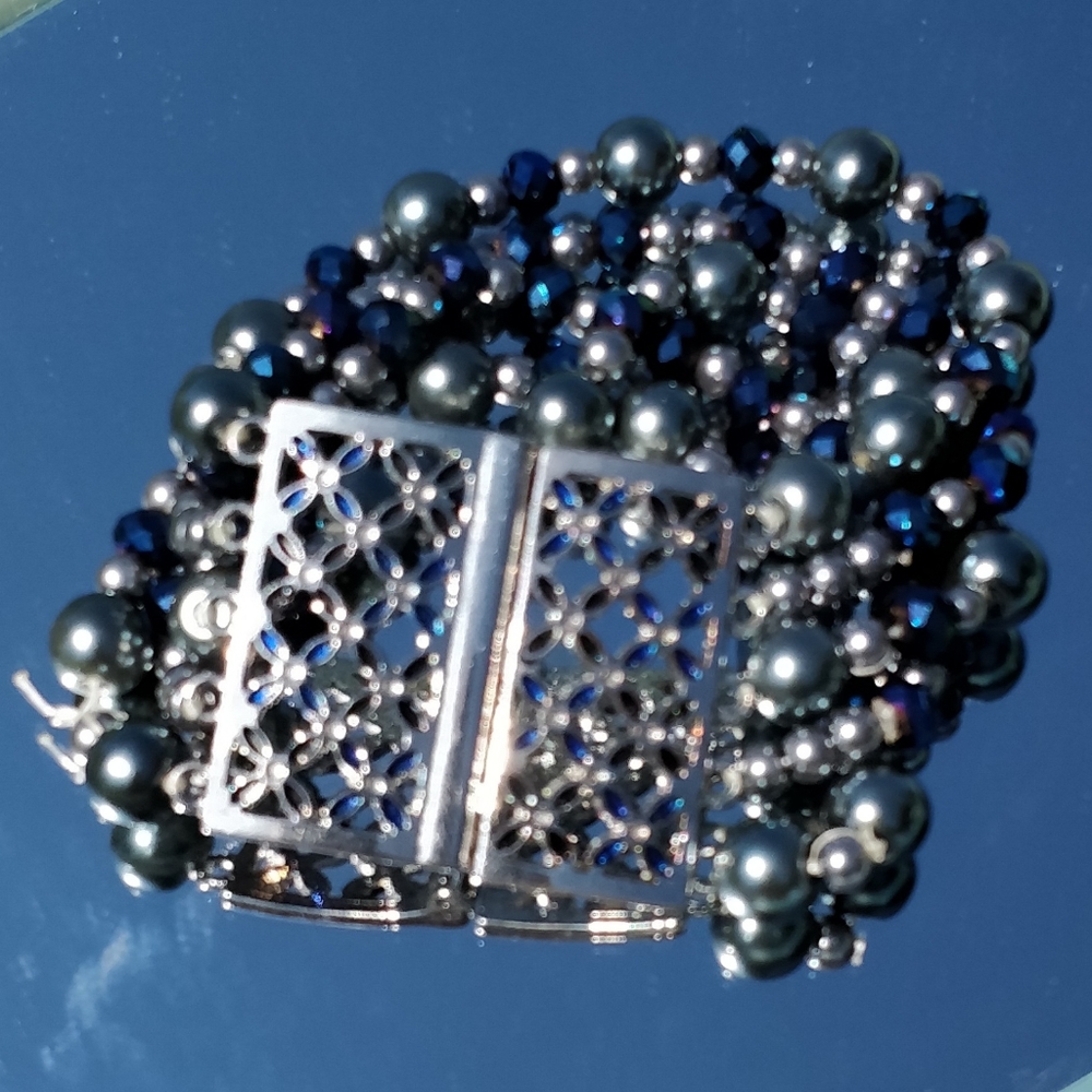 Hand-beaded & embelished bracelet